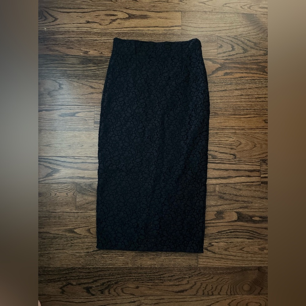 Zara Black Lace Pencil Skirt With Short Inner Lining For Semi Sheer Look.